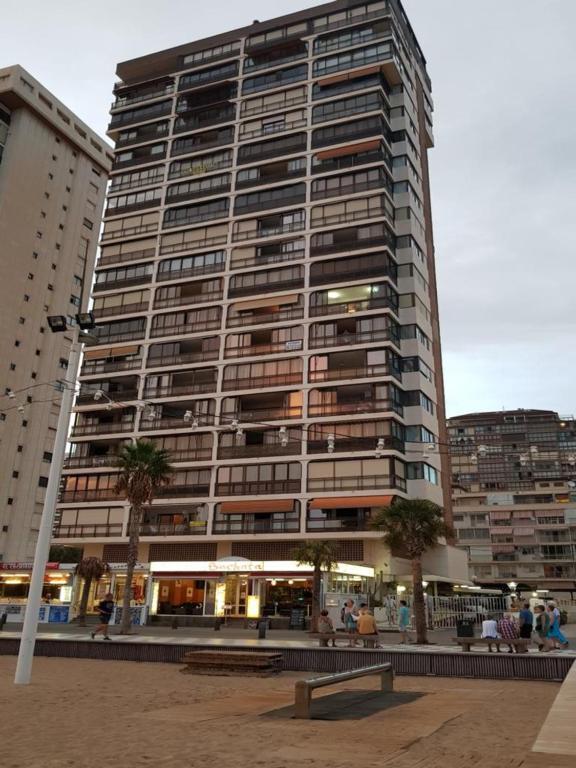 Disponible -11 Al 21 Abril-Apt Cachirul- 4 Pers -Wifi -Aire Acond- Parking Opcionable Extra Benidorm Buitenkant foto